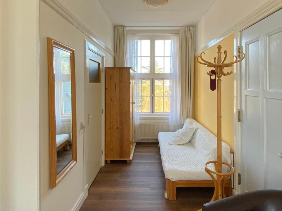 Landgoed Huize Glory Otel Bergen aan Zee Oda fotoğraf